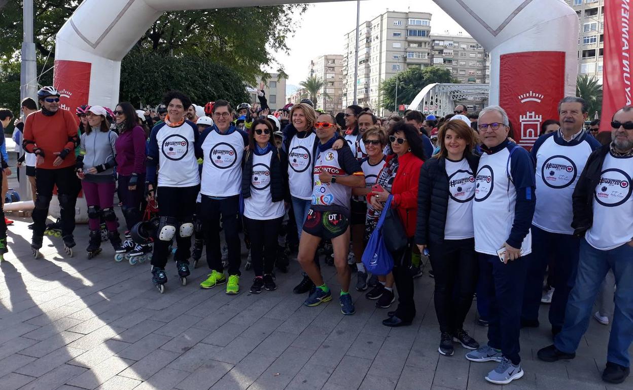 Participantes en la marcha, este domingo. 