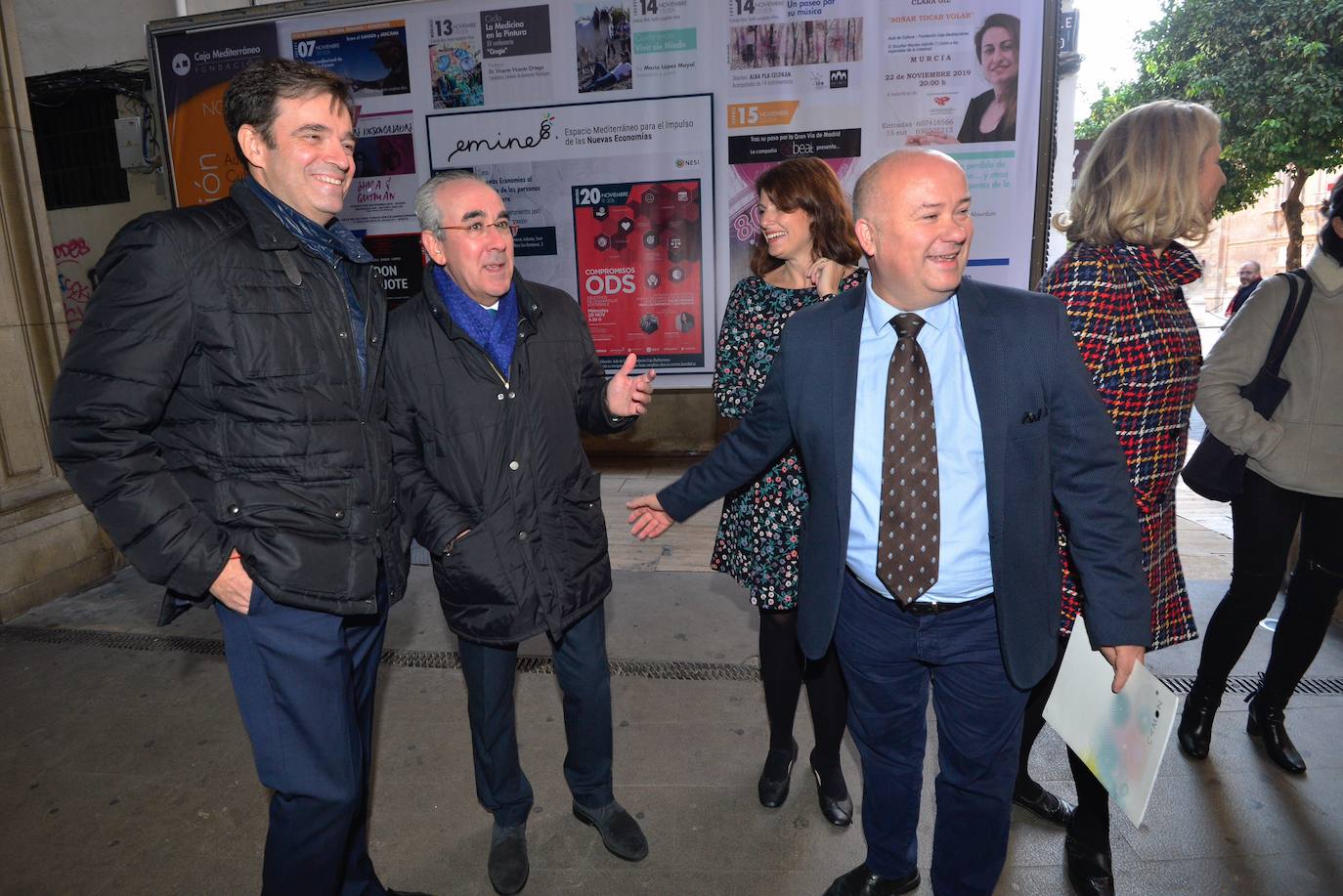 Expertos y directivos destacan en un foro de LA VERDAD las iniciativas puestas en marcha para a cumplir los 17 objetivos que marca la ONU antes de 2030.