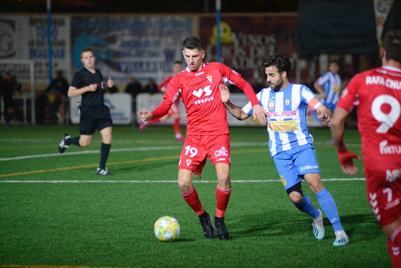 Julio Algar fue expulsado tras una jugada dudosa, pero los granas dieron demasiadas facilidades en defensa a su rival, que ganó su primer partido en casa esta temporada