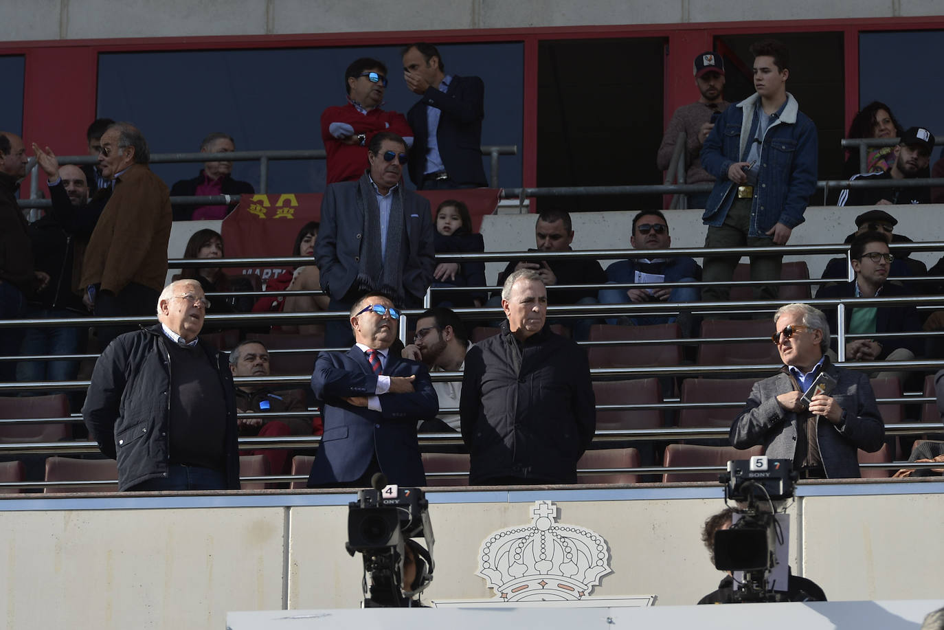 El equipo de Sandroni tira de oficio para llevarse los tres puntos del Enrique Roca, en un duelo en el que los granas no tuvieron ni fútbol ni acierto