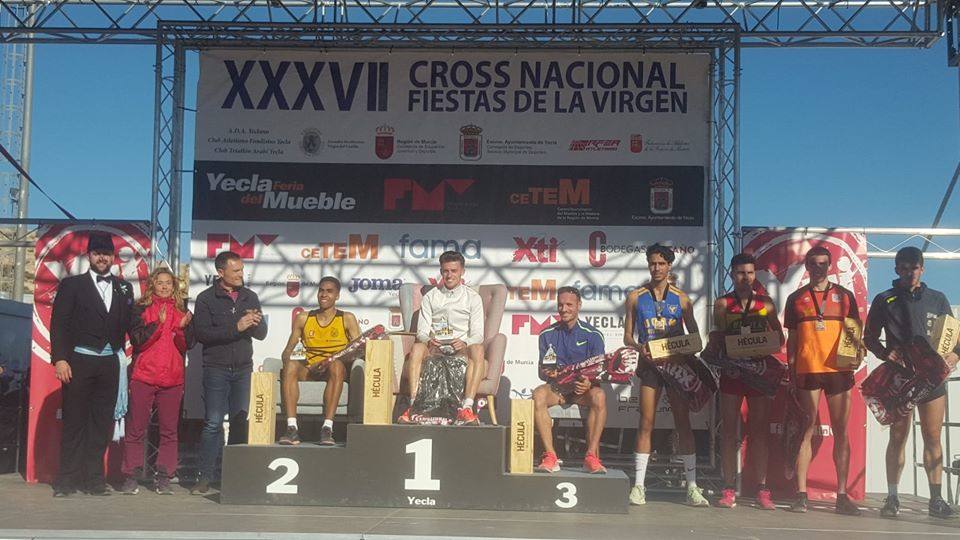 El atleta del Adidas completa los 10 kilómetros en 30:04 minutos, por la marca de 28:09 para la corredora del Cárnicas Serrano en los 8.000 metros