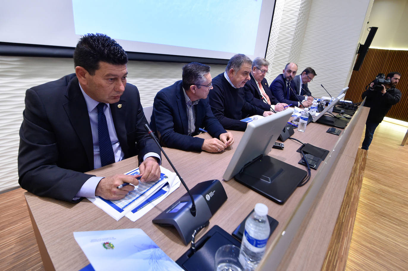 El presidente del Scrats, Lucas Jiménez, critica «cierta prepotencia» que les llega desde Madrid a su preocupación