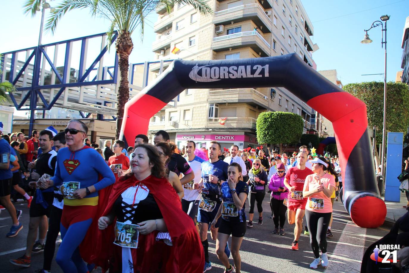 El corredor del UCAM Cartagena completa los cinco kilómetros en 15:33 minutos, por los 18:34 para la atleta del Club Atletismo Puertas Lorca