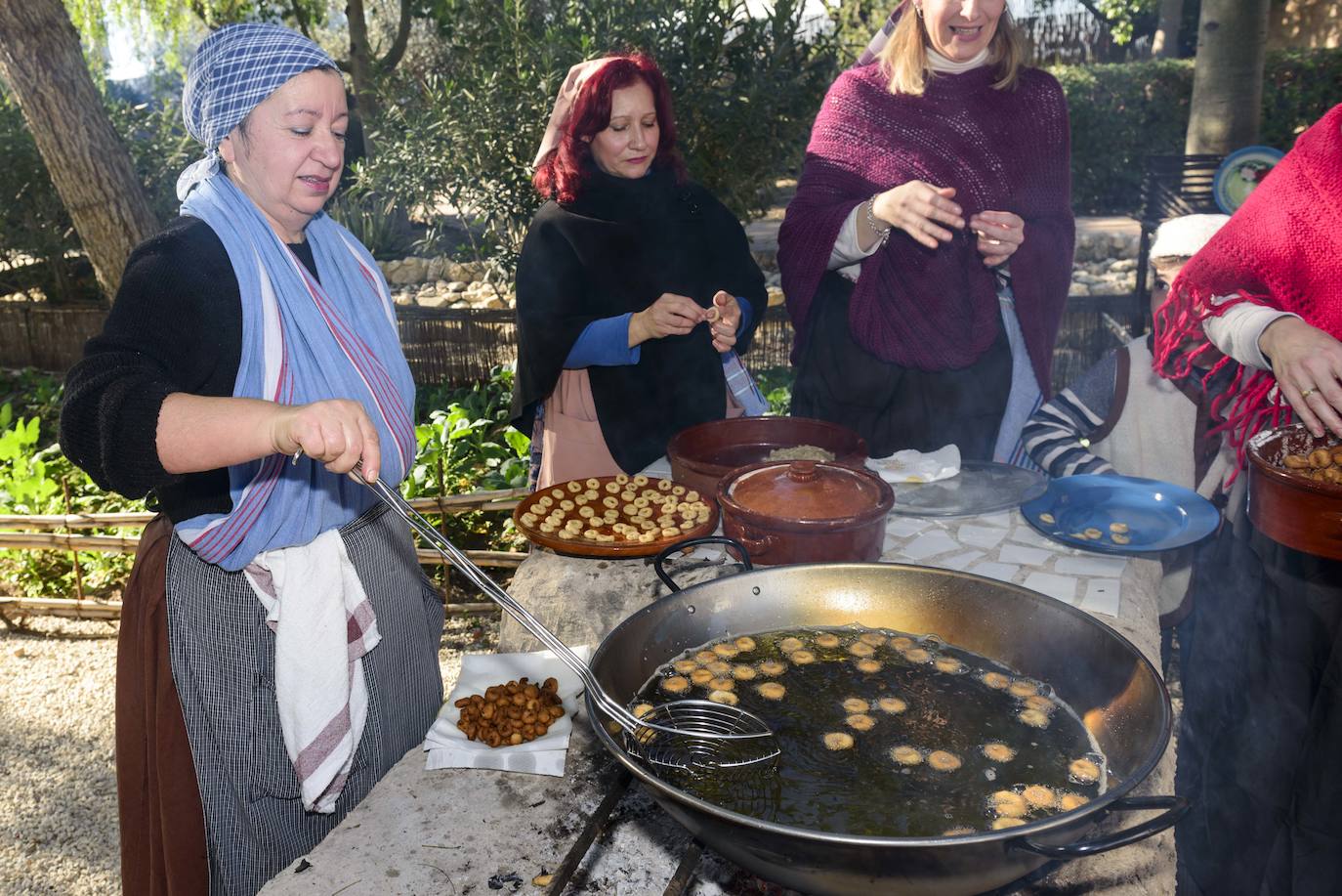 Fotos: La Navidad vuelve a cobrar vida en El Raal