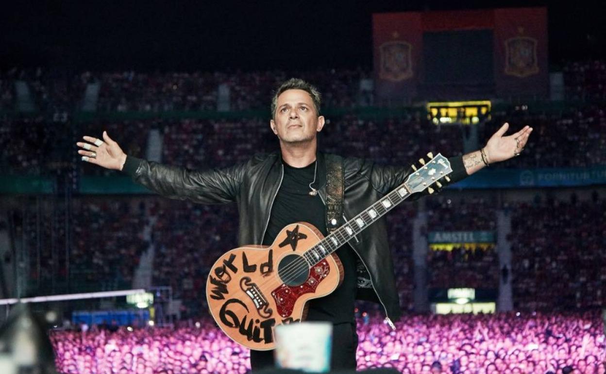 Alejandro Sanz, en una imagen de la gira. 