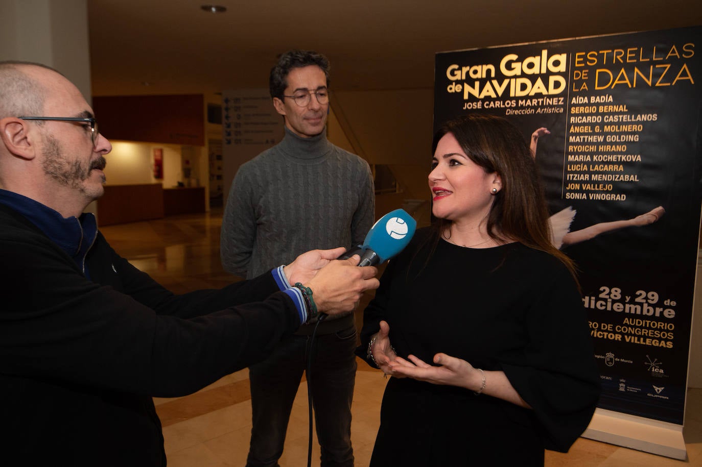 Once figuras, de las que ocho son españolas, participan en las veladas navideñas, cuya imagen de cartel es la premiada Lucía Lacarra.