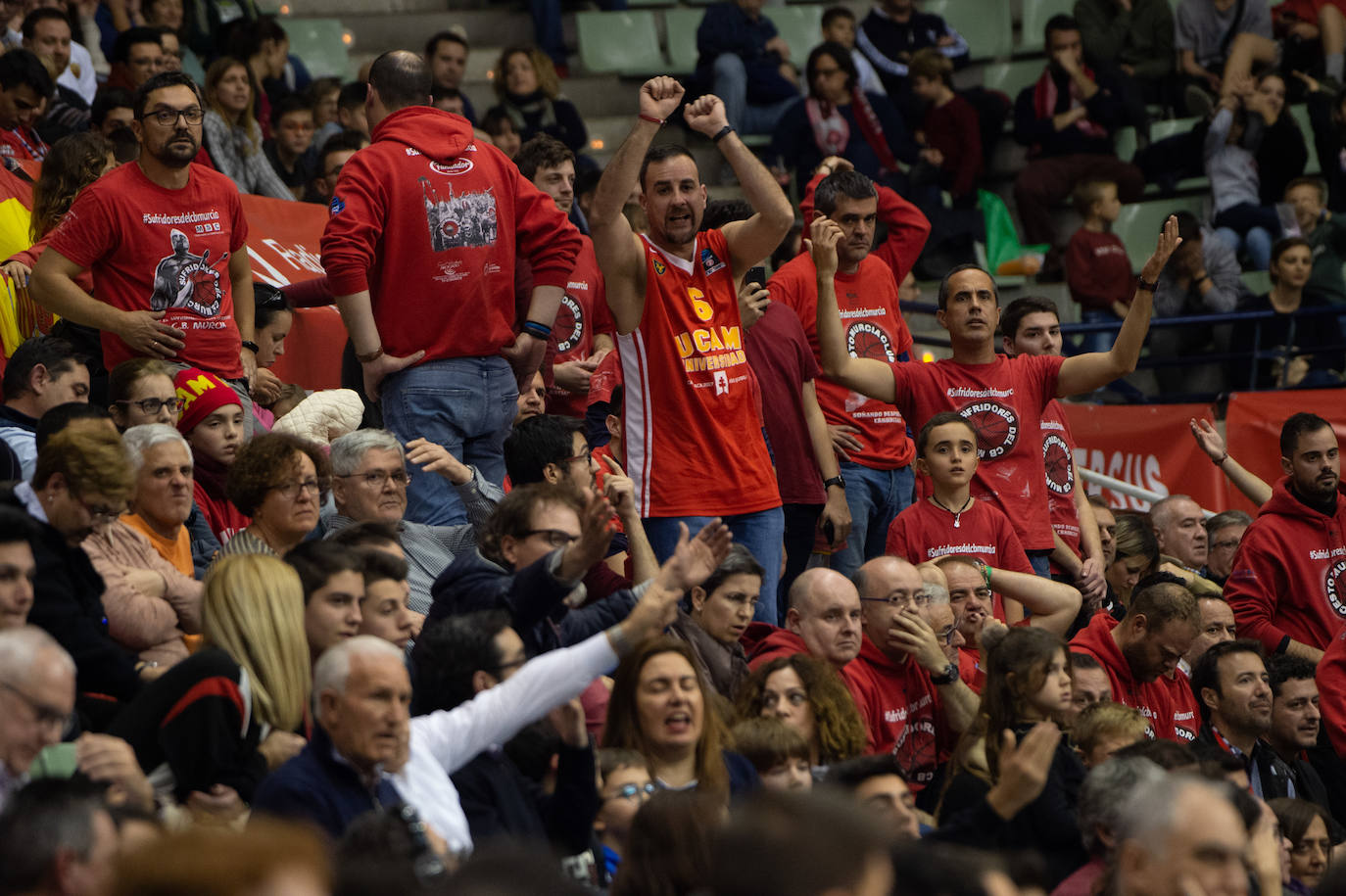 El UCAM cedió por la mínima un desastroso partido contra un Bilbao menos malo para sumar su séptima derrota seguida