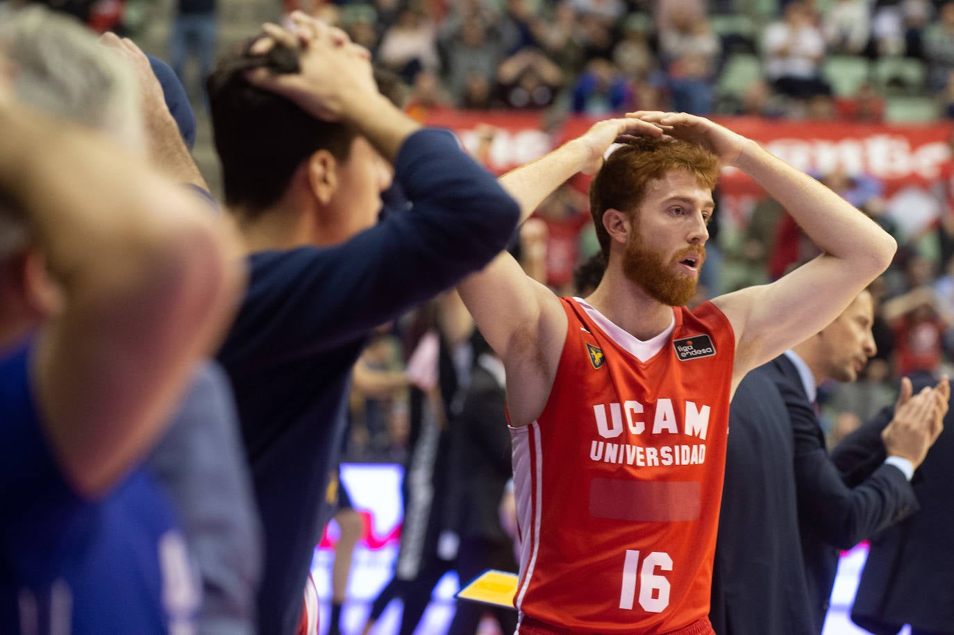 El UCAM cedió por la mínima un desastroso partido contra un Bilbao menos malo para sumar su séptima derrota seguida