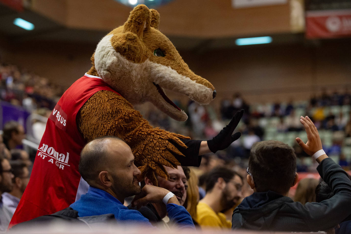 El UCAM cedió por la mínima un desastroso partido contra un Bilbao menos malo para sumar su séptima derrota seguida