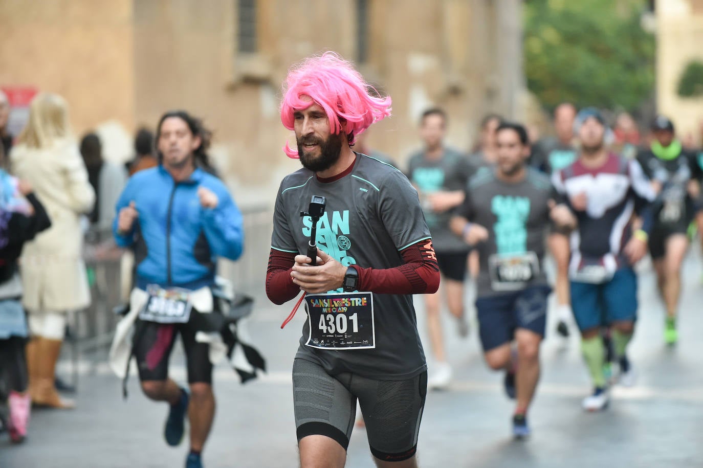 Miles de corredores despiden el año en la prueba que organiza LA VERDAD. 