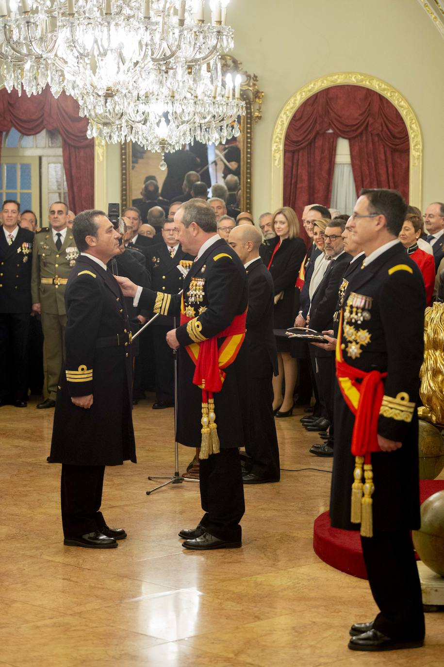 El almirante de Acción Marítima destaca la «ayuda» durante la DANA y las misiones para «garantizar la seguridad» de España. 