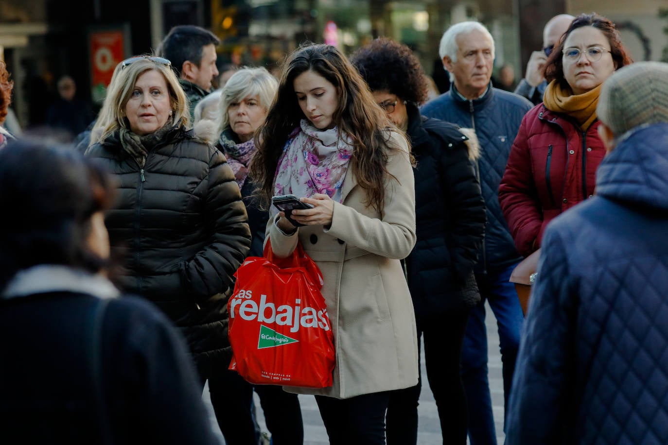 Los comercios de Murcia echan el resto para prolongar la dinámica de la campaña navideña con artículos promocionados hasta finales de febrero