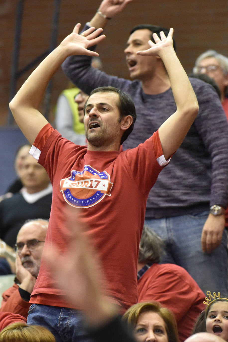 Los universitarios dicen adiós a sus ocho tropiezos consecutivos con su quinta victoria, sostenida en una gran defensa, mejora del juego colectivo y un Eddie autor de 27 puntos