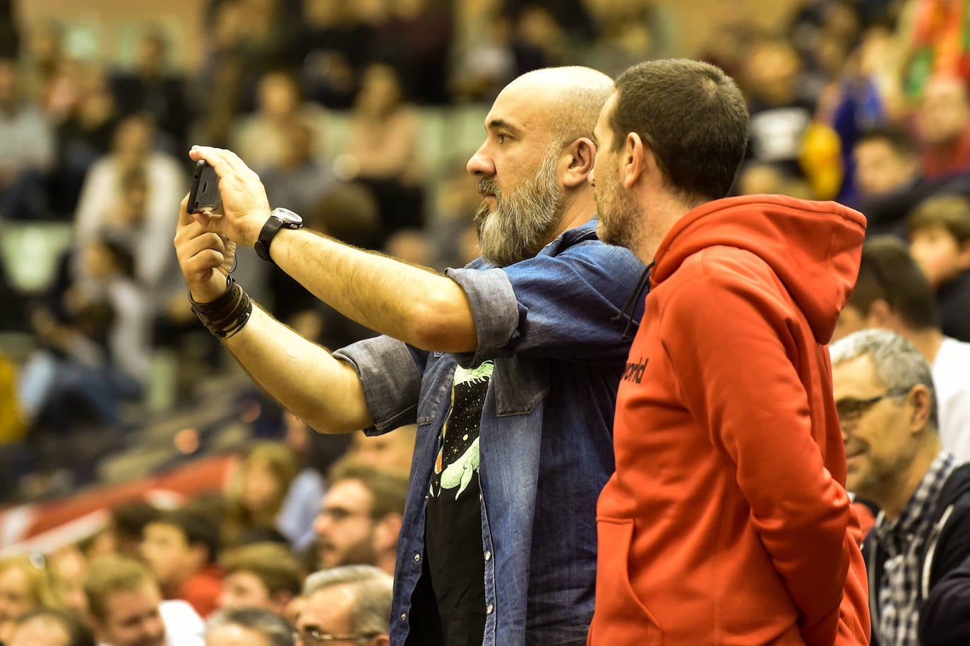 Los universitarios dicen adiós a sus ocho tropiezos consecutivos con su quinta victoria, sostenida en una gran defensa, mejora del juego colectivo y un Eddie autor de 27 puntos