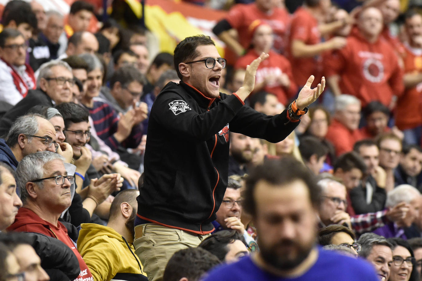 Los universitarios dicen adiós a sus ocho tropiezos consecutivos con su quinta victoria, sostenida en una gran defensa, mejora del juego colectivo y un Eddie autor de 27 puntos