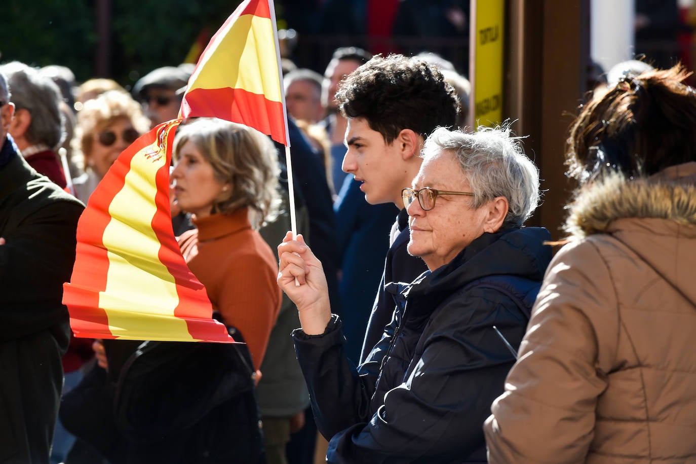 «En España cabemos todos, menos los que quieren romper la unidad nacional», proclamó la diputada Lourdes Méndez