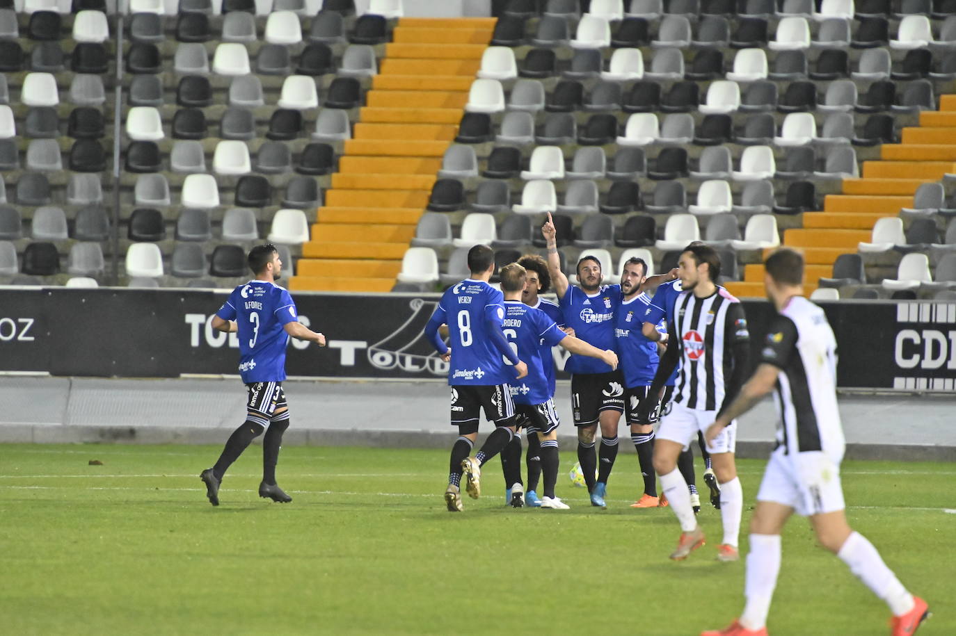 El Efesé evidencia de nuevo su falta de gol, en una mala segunda parte; la revolución no surte efecto y la pizarra de Borja Jiménez hace agua a balón parado