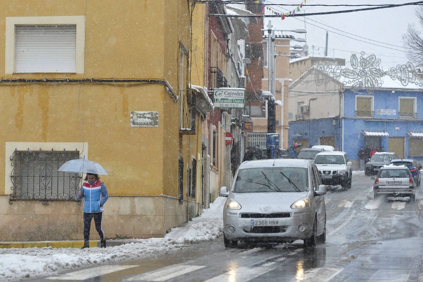 Junto a estos registros destacan los 20 centímetros de Bullas, a 600 metros; Caravaca-Los Rollos (15 centímetros), Benizar (10 cm), Totana-La Carrasca (10 cm) y Alhama-Sierra Espuña (2 cm)