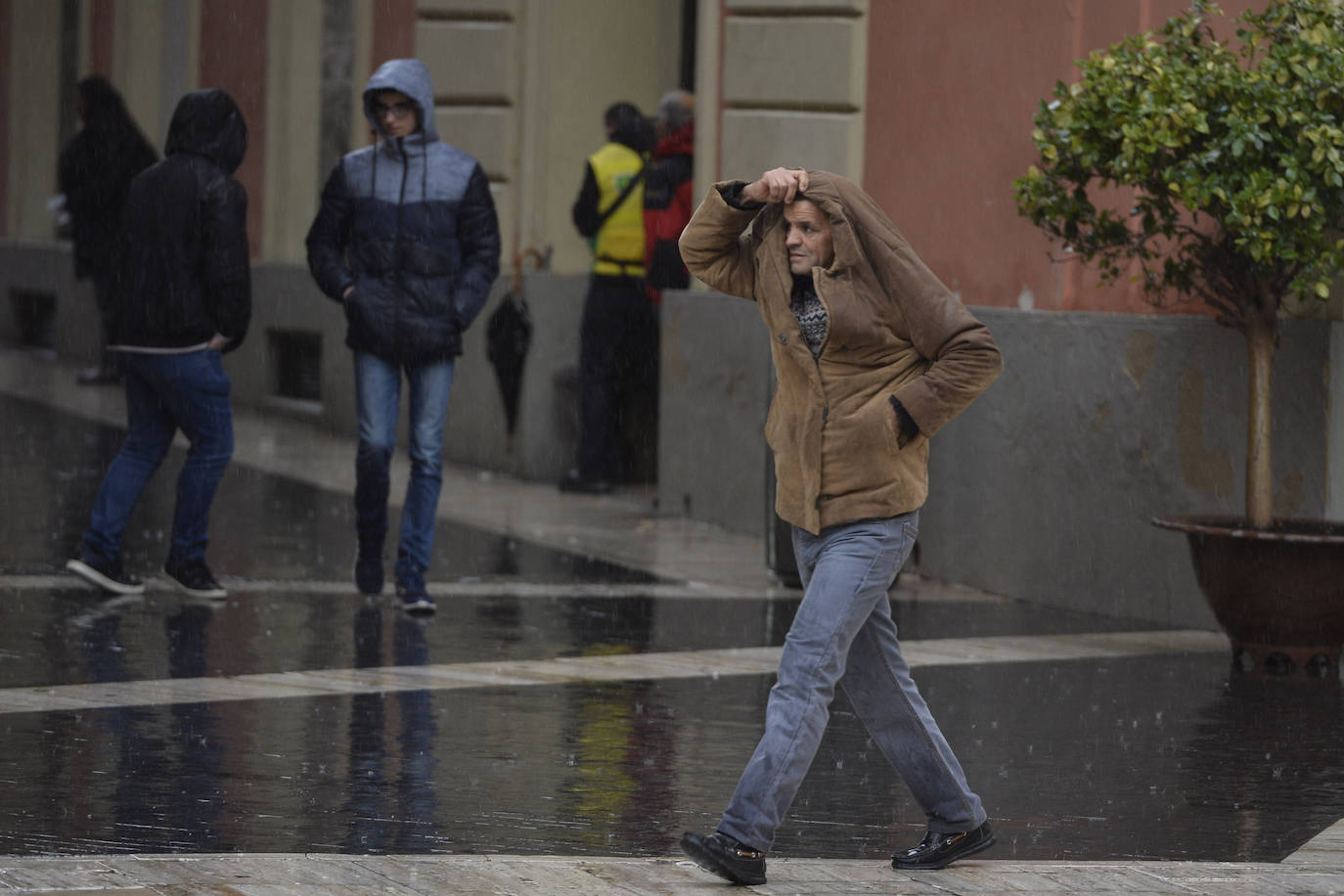 La borrasca también dejó chubascos en el centro de la ciudad