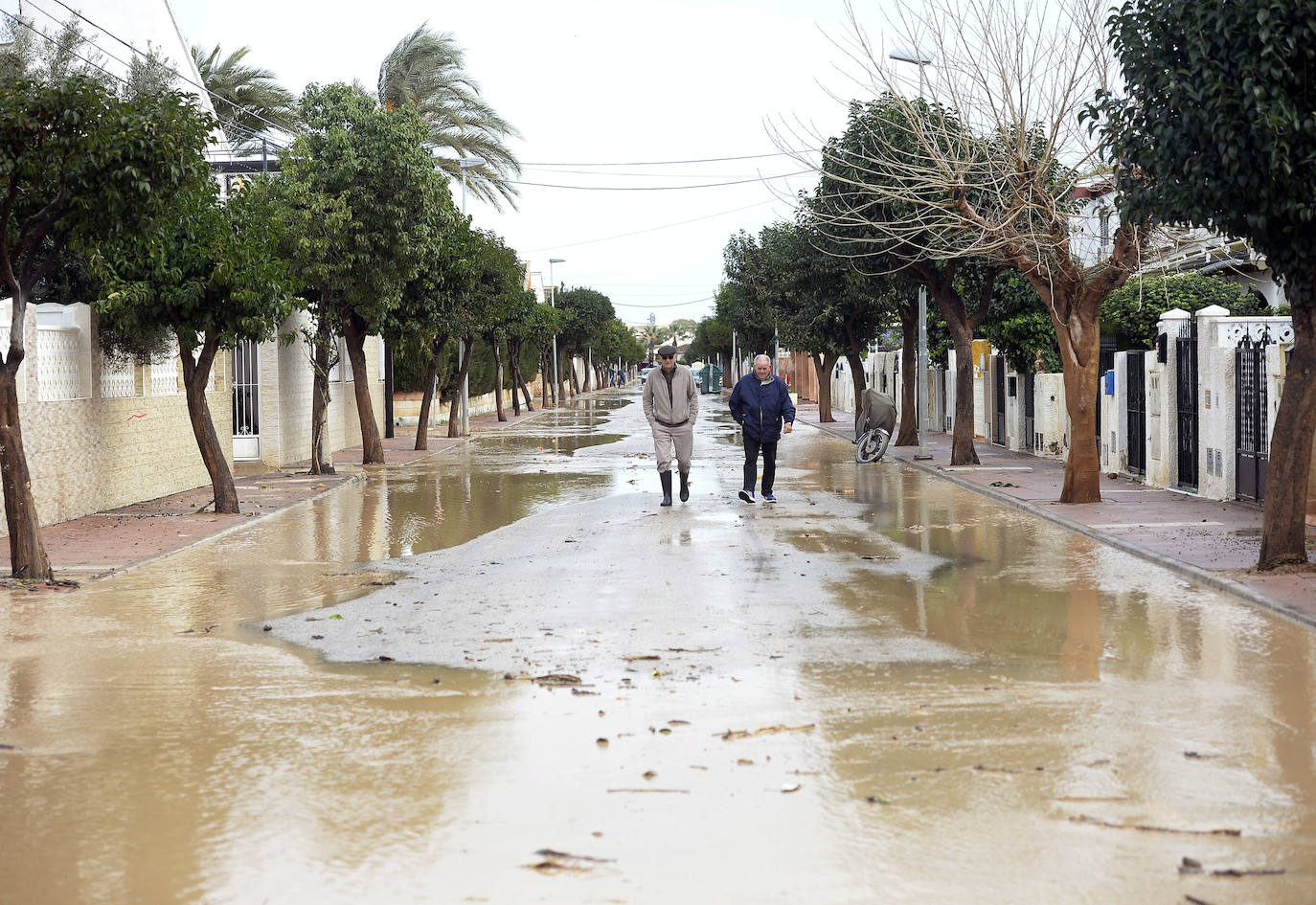 El municipio de Los Alcázares volvió a ser uno de los más afectados por el temporal que recorrió la Región