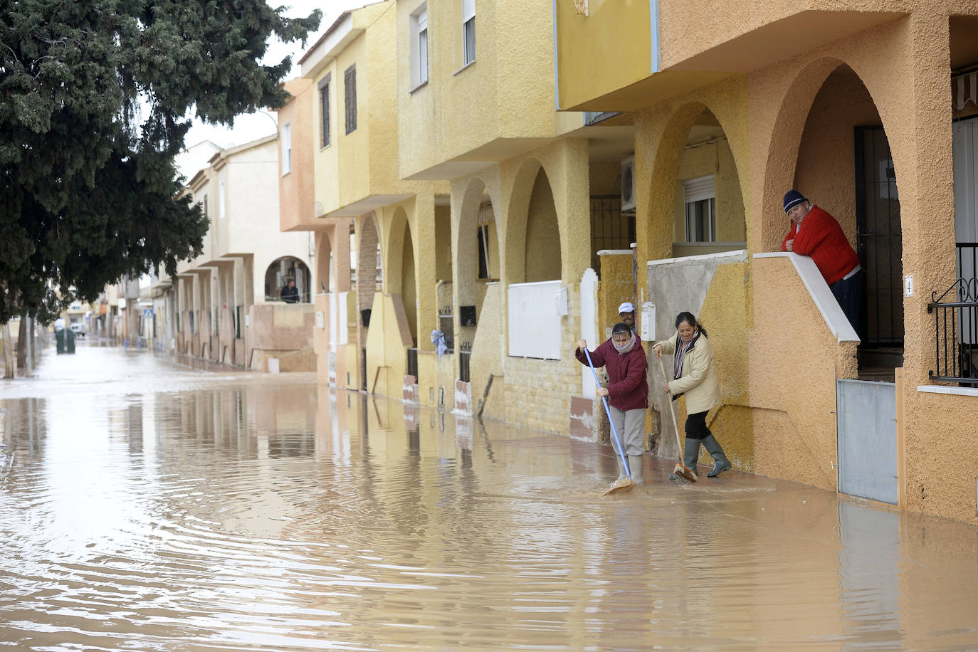 El municipio de Los Alcázares volvió a ser uno de los más afectados por el temporal que recorrió la Región