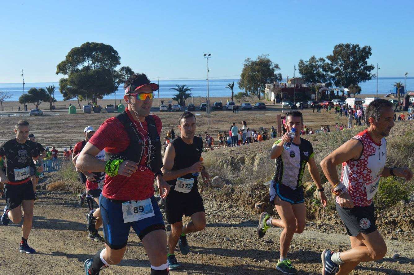 El atleta del C.D. Runtritón Cartagena completa los 21 kilómetros en un tiempo de 1:24:57, por los 1:44:17 para la corredora del Mobel Automenor Running Team