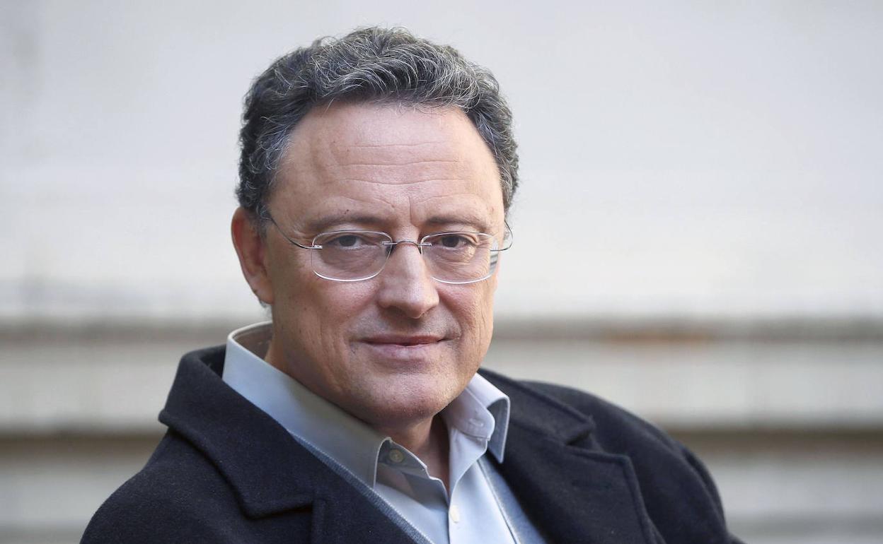 El escritor caravaqueño Luis Leante. 