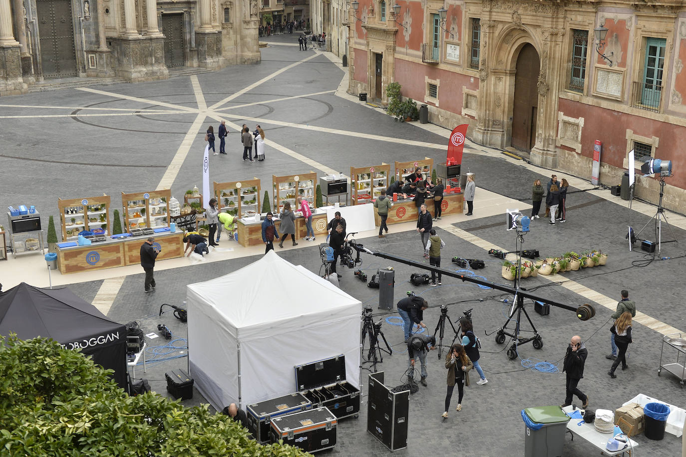 Fotos: &#039;MasterChef&#039; blinda el entorno de la Catedral de Murcia