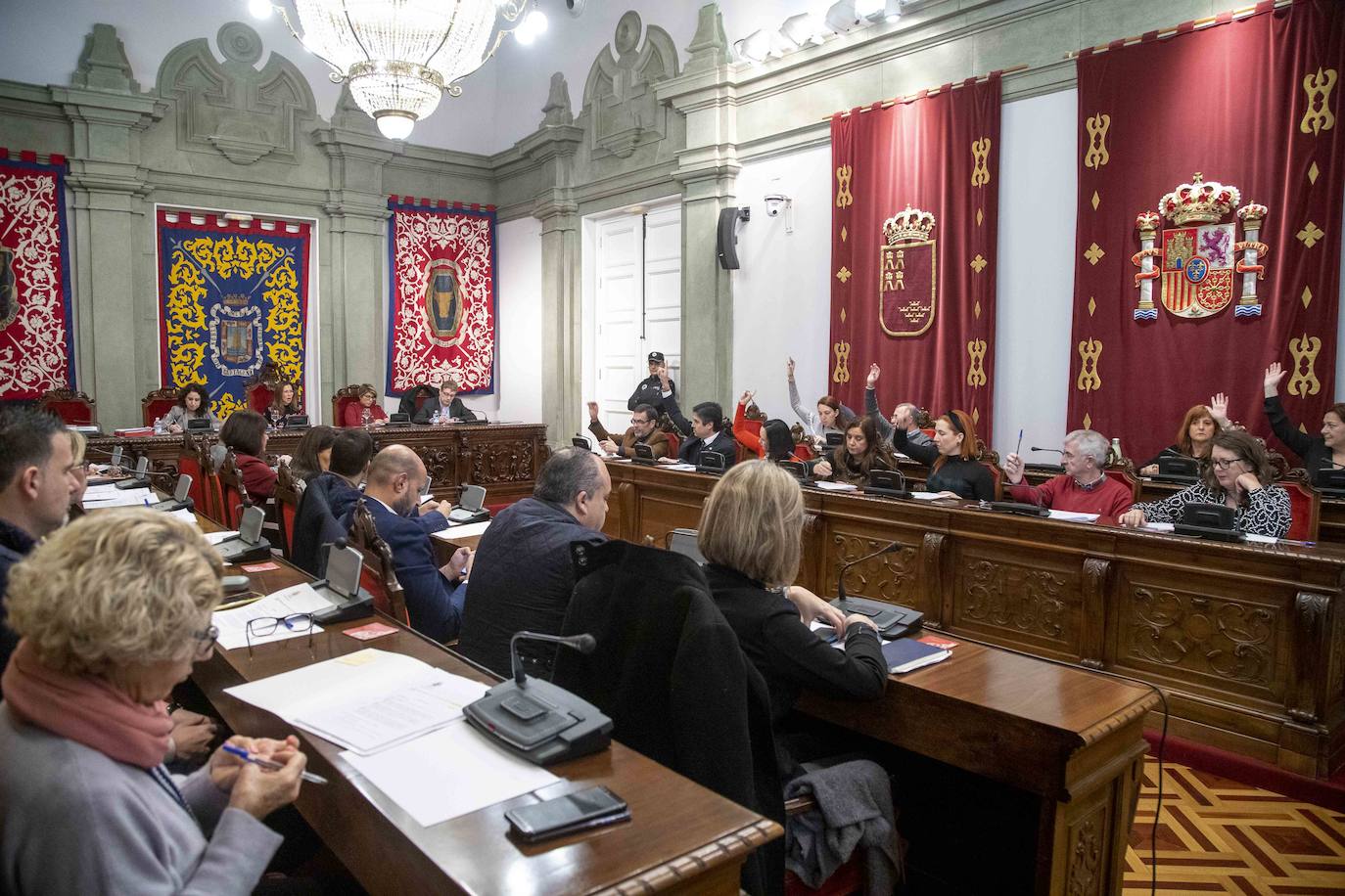 Fotos: Castejón usa un tecnicismo para no debatir la reprobación a su gobierno