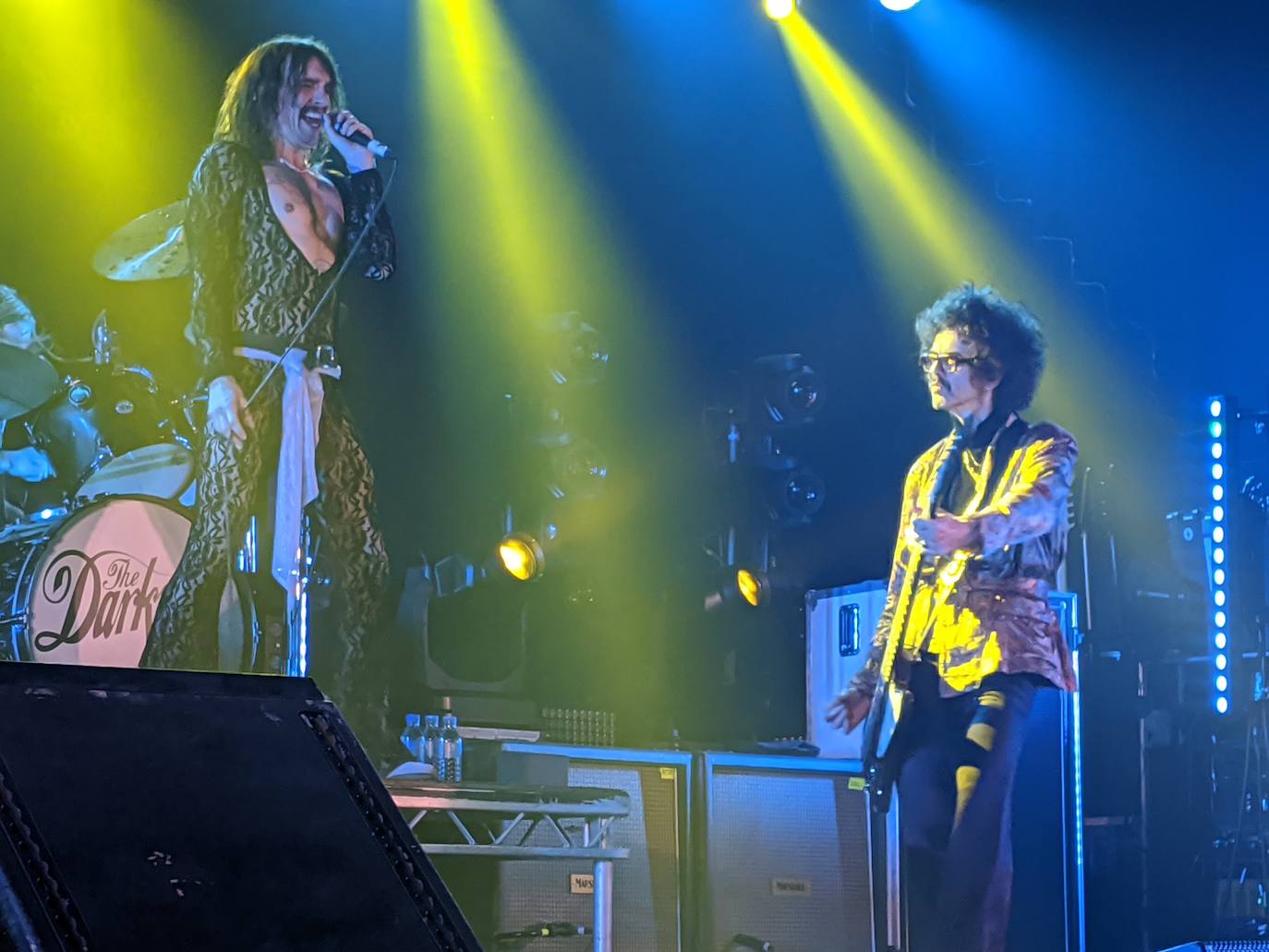 Fotos: The Darkness recuerda en Murcia cuando el rock era diversión