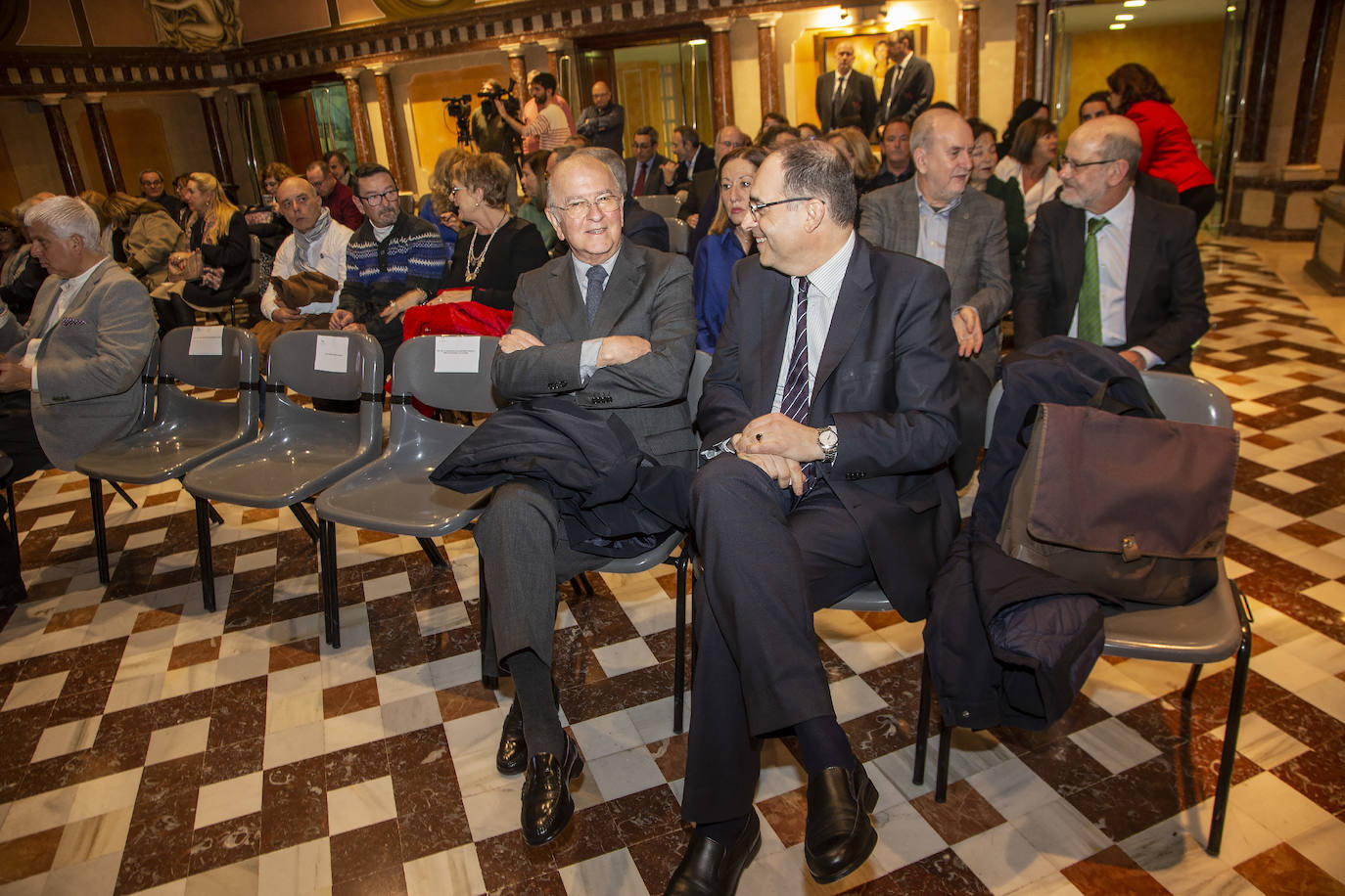 Fotos: La arqueóloga Ruiz Valderas ingresa en el Comité Científico de la Fundación de Estudios Históricos