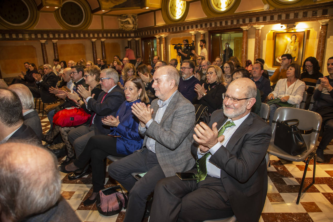 Fotos: La arqueóloga Ruiz Valderas ingresa en el Comité Científico de la Fundación de Estudios Históricos