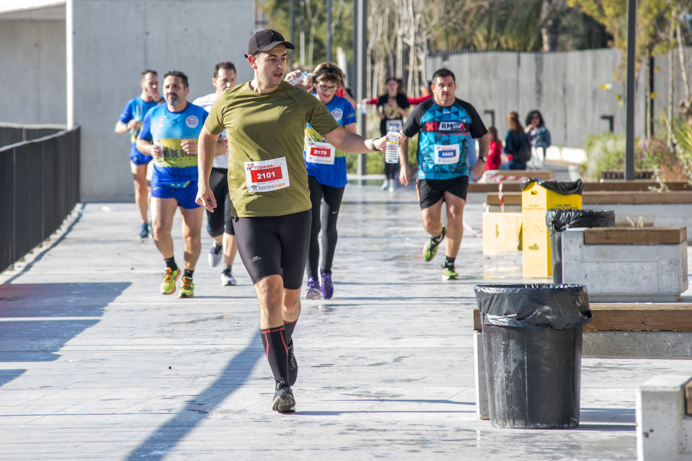 El atleta del Grupo Alcaraz se lleva la V Carrera CEI & Save the Children con un tiempo de 31:33 minutos, por los 38:57 para la atleta del Inassa Premium en los 10 kilómetros