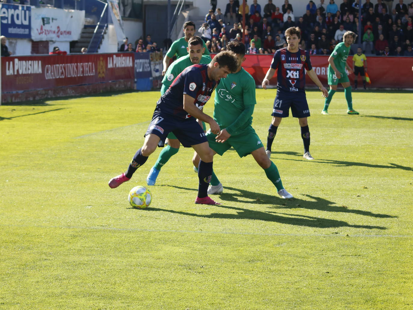 Fotos: Dura derrota del Yeclano ante el San Fernando (0-5)