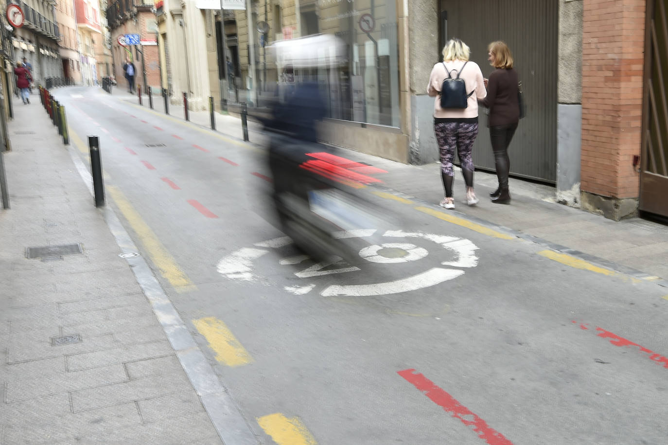 Fotos: Cerrarán la calle de San Nicolás para liberar al barrio de tráfico