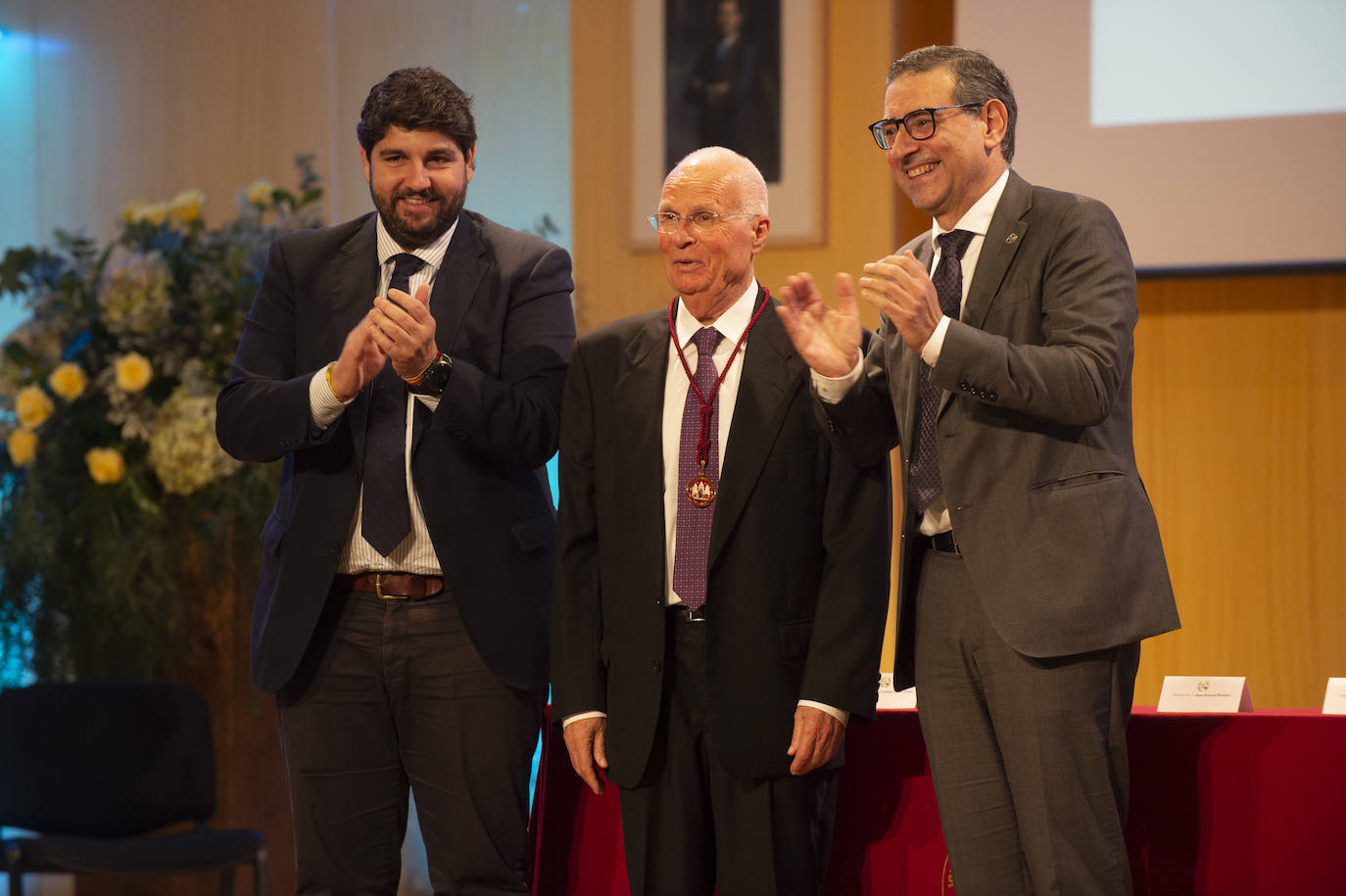 Fotos: La UMU entrega sus Medallas de Oro a los exrectores Lozano Teruel, Roca, Monreal, Ballesta y Cobacho