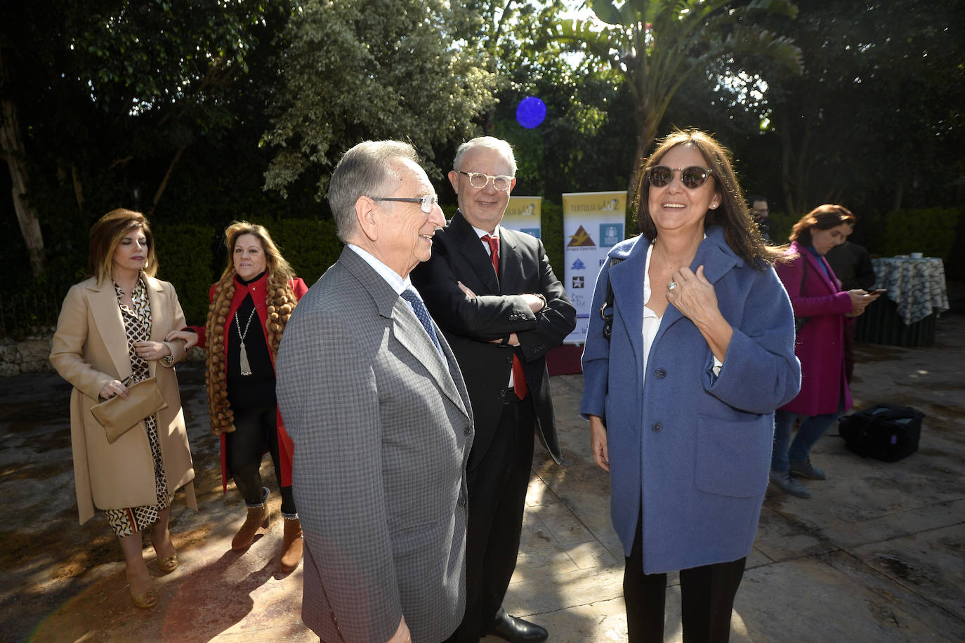 Fotos: La escritora María Dueñas participa en la &#039;Tertulia La Luz&#039;