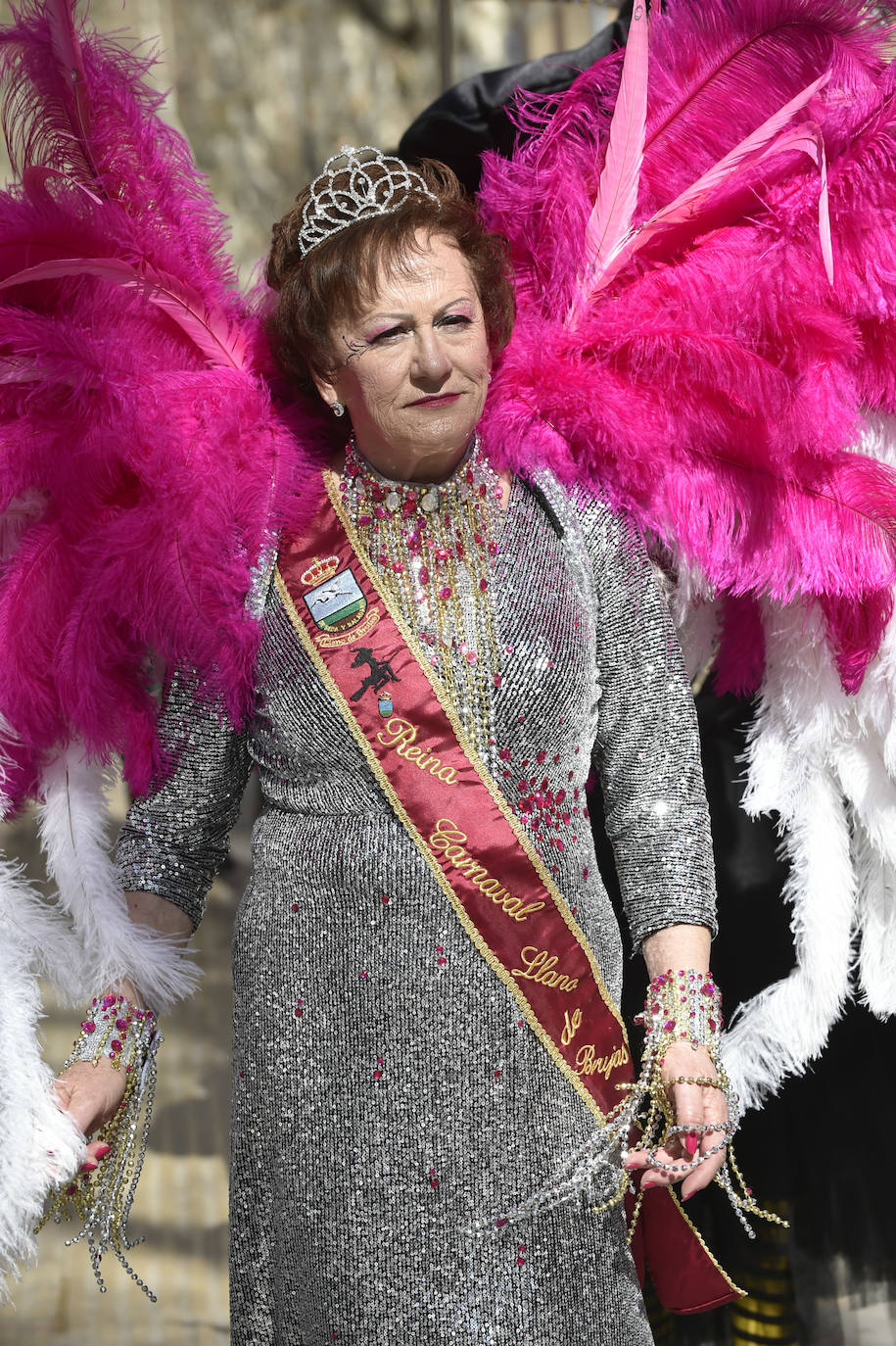 Por megafonía y entre canciones, invitaban a conocer sus fiestas, en especial el desfile de piñata del próximo domingo 1 de marzo.