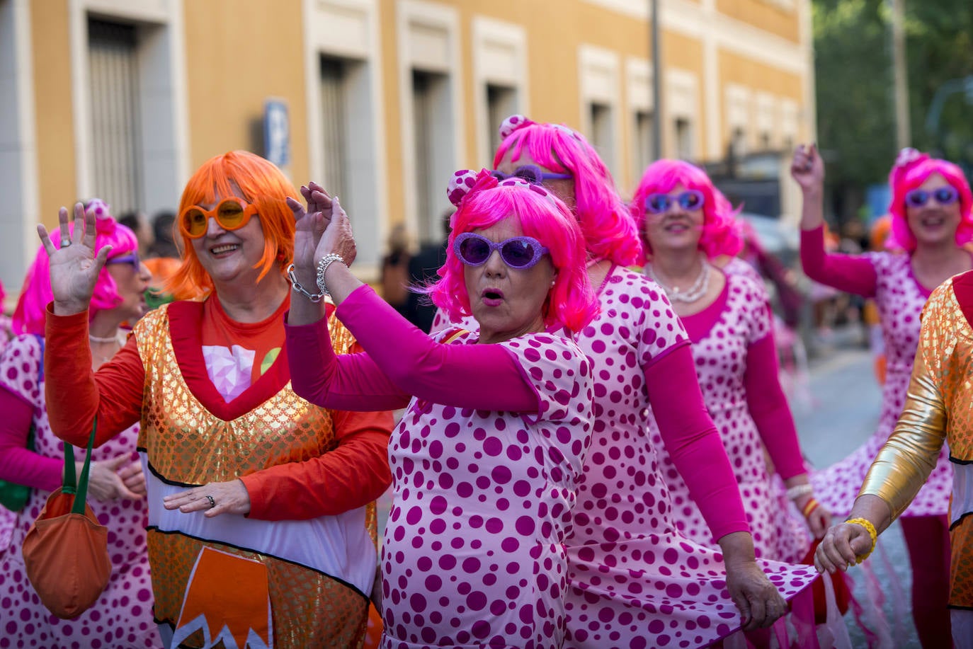 Fotos: El Carmen se disfraza contra el cambio climático