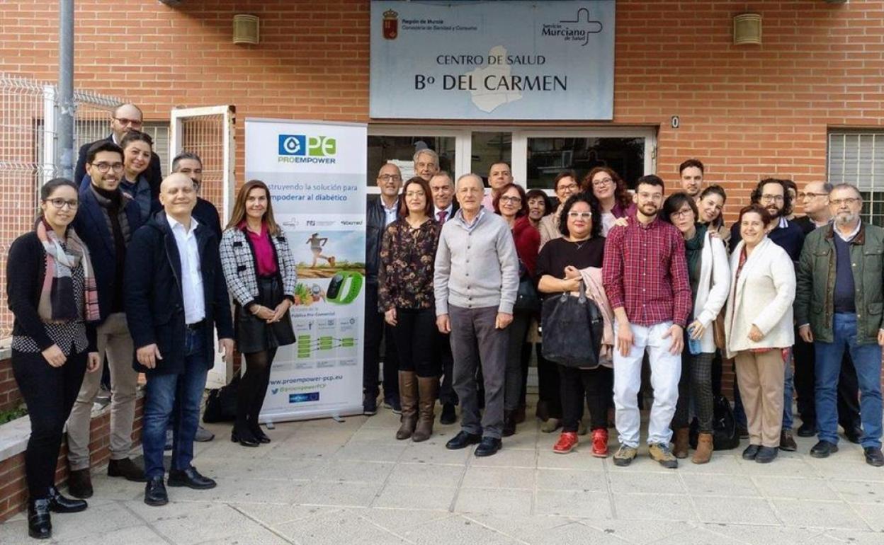 Imagen de las personas con diabetes y personal sanitario que participan en el proyecto europeo ProEmpower.
