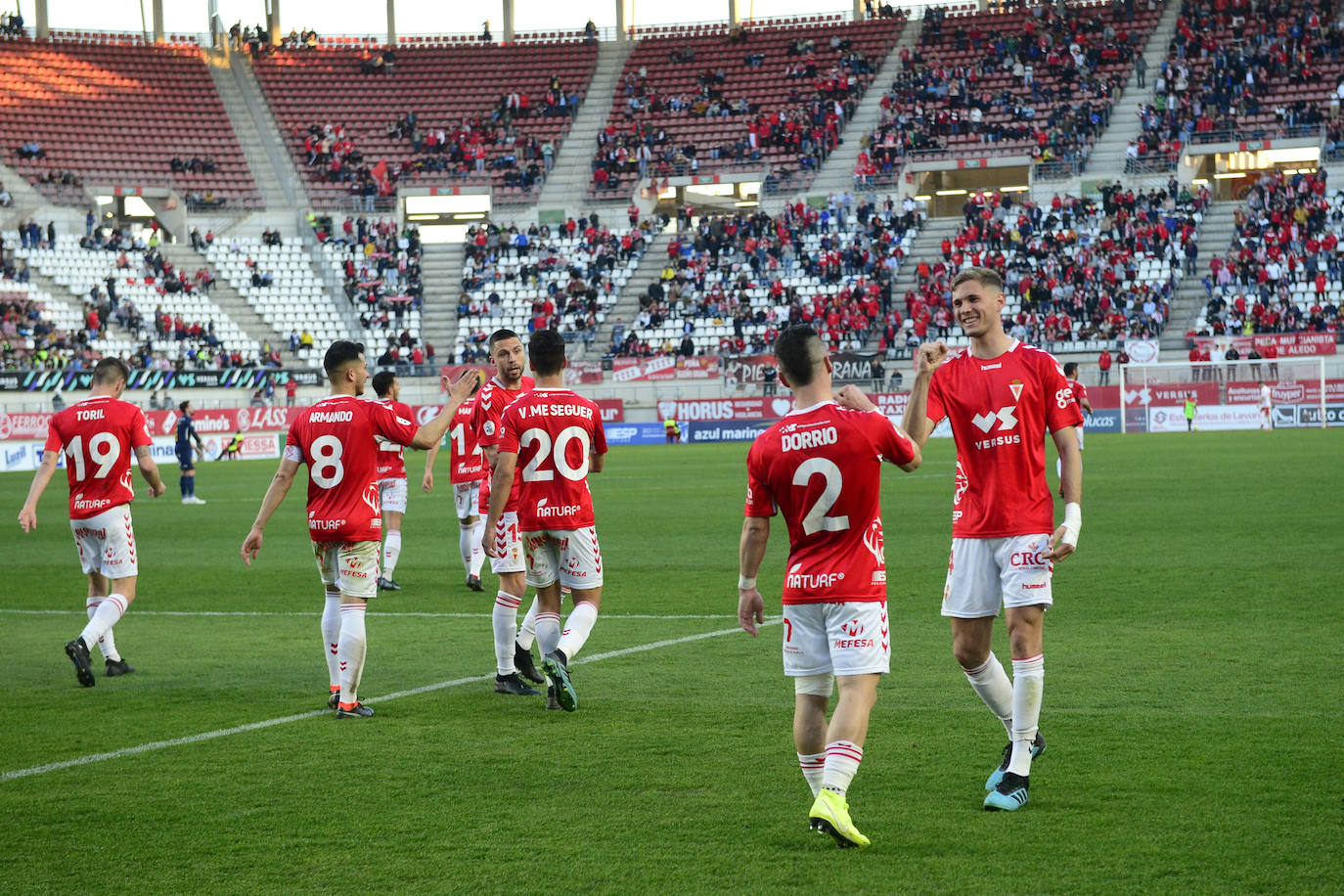 Fotos: El derbi de la capital solo fue de color grana