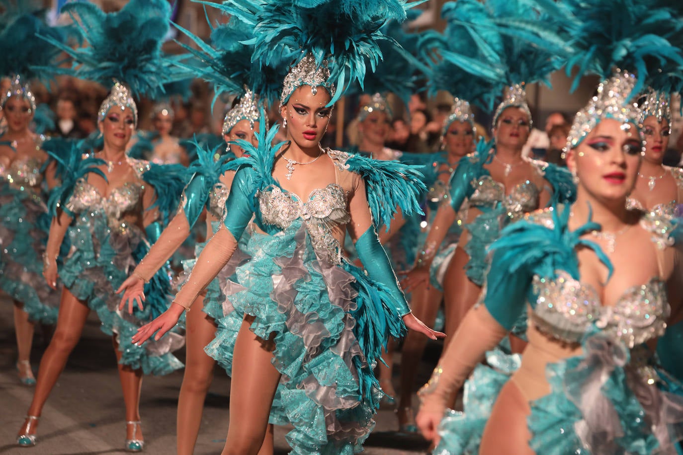 Fotos: Águilas se llena de color en el segunda gran desfile del Carnaval