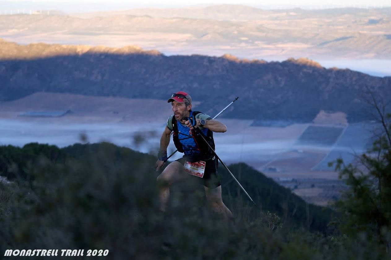 El atleta del Bicihuerta completa los 61 kilómetros con un tiempo de 6:46:30, por los 9:11:36 para la corredora del Kampamento Base