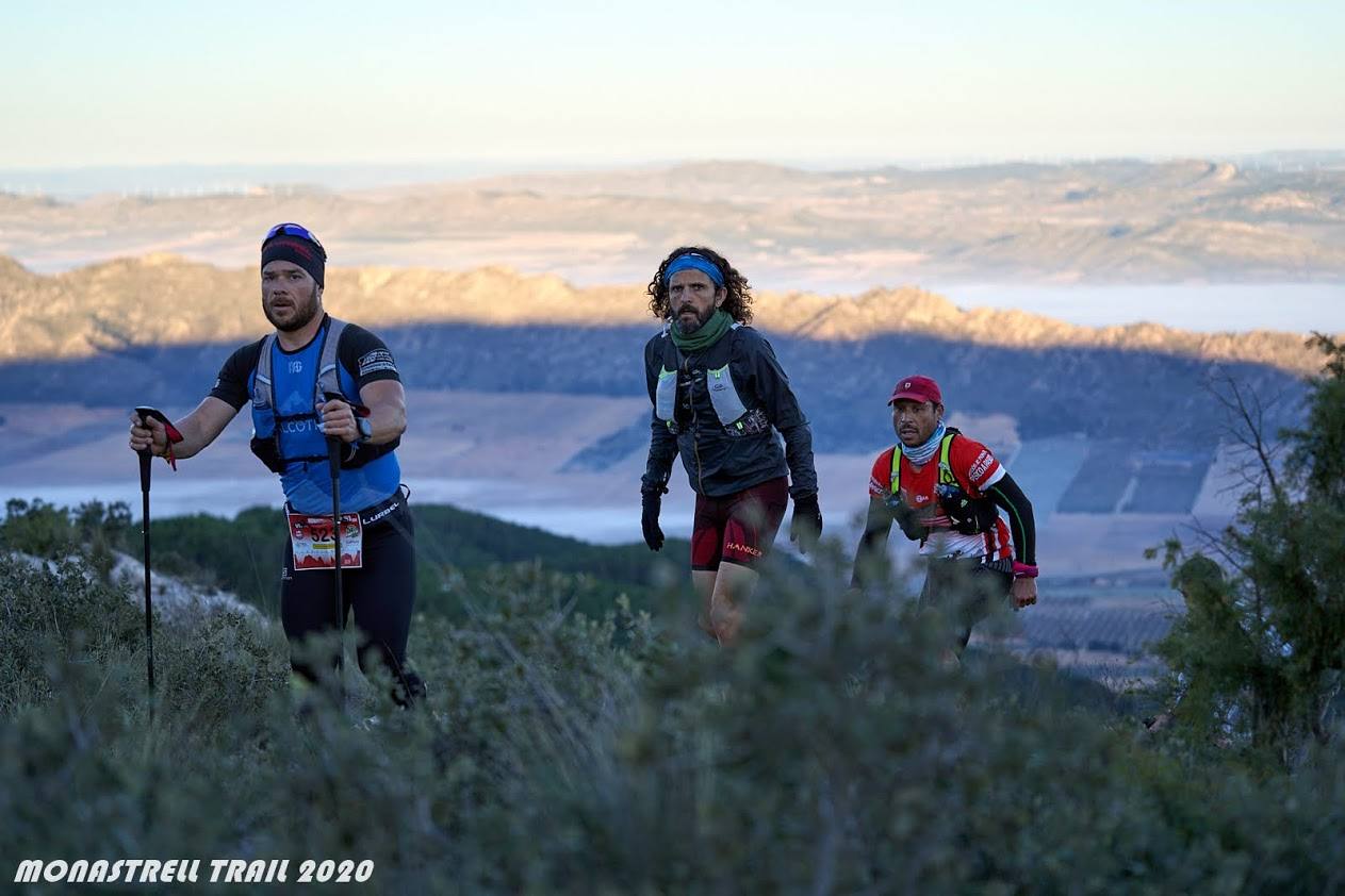 El atleta del Bicihuerta completa los 61 kilómetros con un tiempo de 6:46:30, por los 9:11:36 para la corredora del Kampamento Base