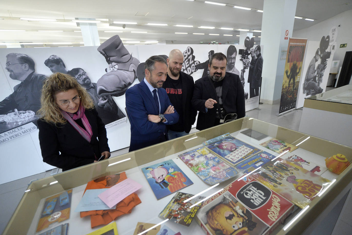 Fotos: Las &#039;Historias para no olvidar&#039; de Chicho Ibáñez Serrador, en la Biblioteca Regional