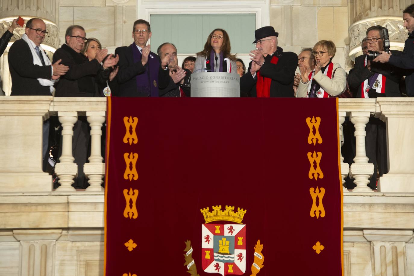 Fotos: Un centenar de funcionarios de Cartagena boicotean el acto de La Llamada