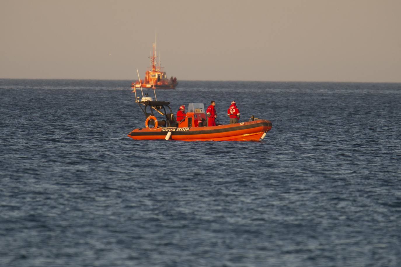 Fotos: Nuevo accidente de un piloto de la AGA en la costa de la Región de Murcia