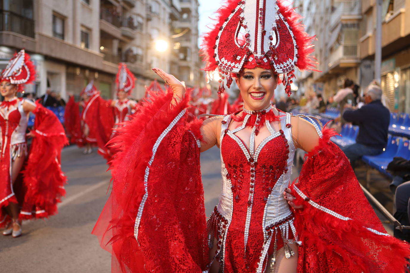 Fotos: Desfile de comparsas foráneas de Carnaval en Águilas