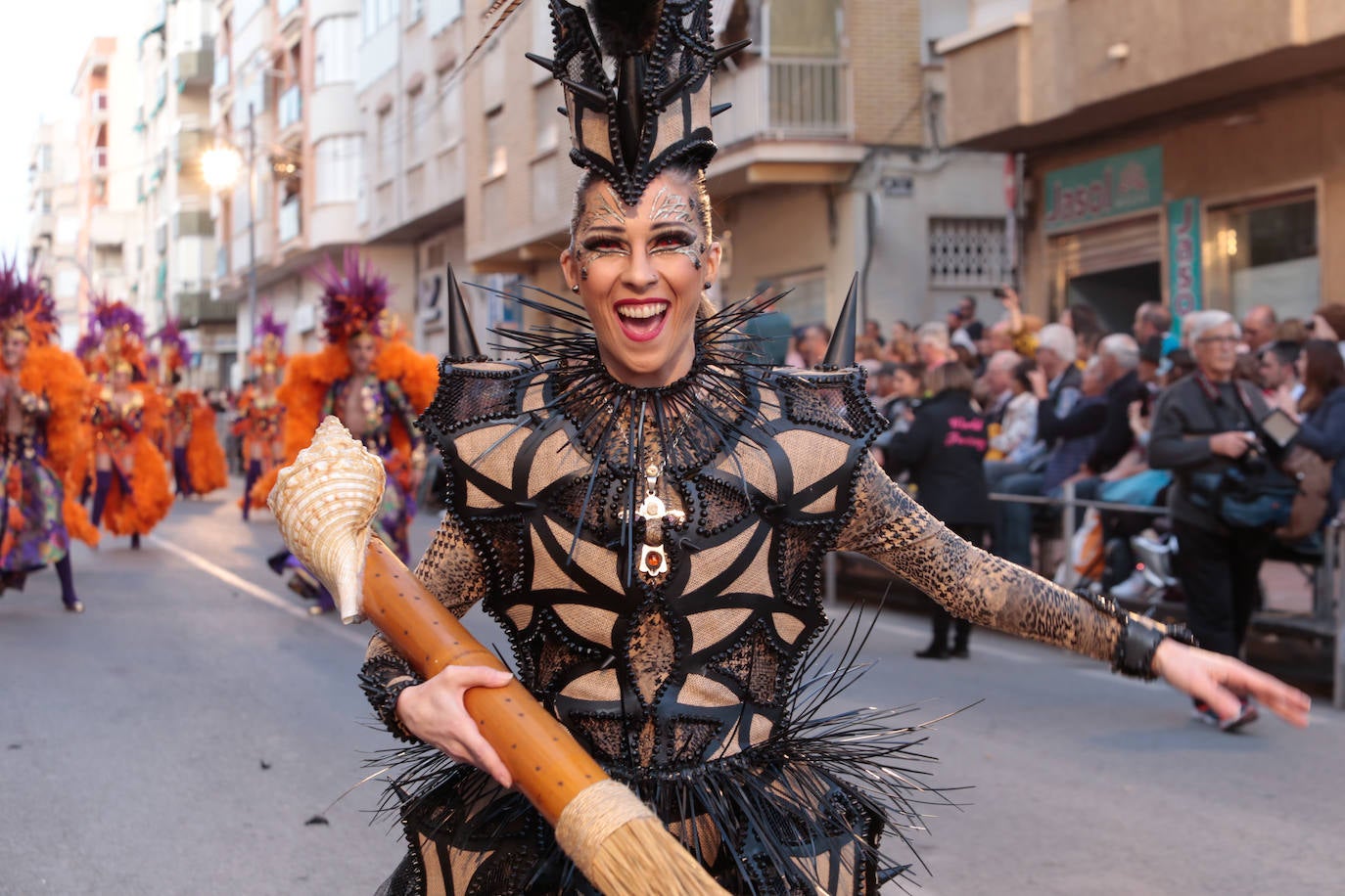 Carnaval de Águilas: Un último desfile de ensueño