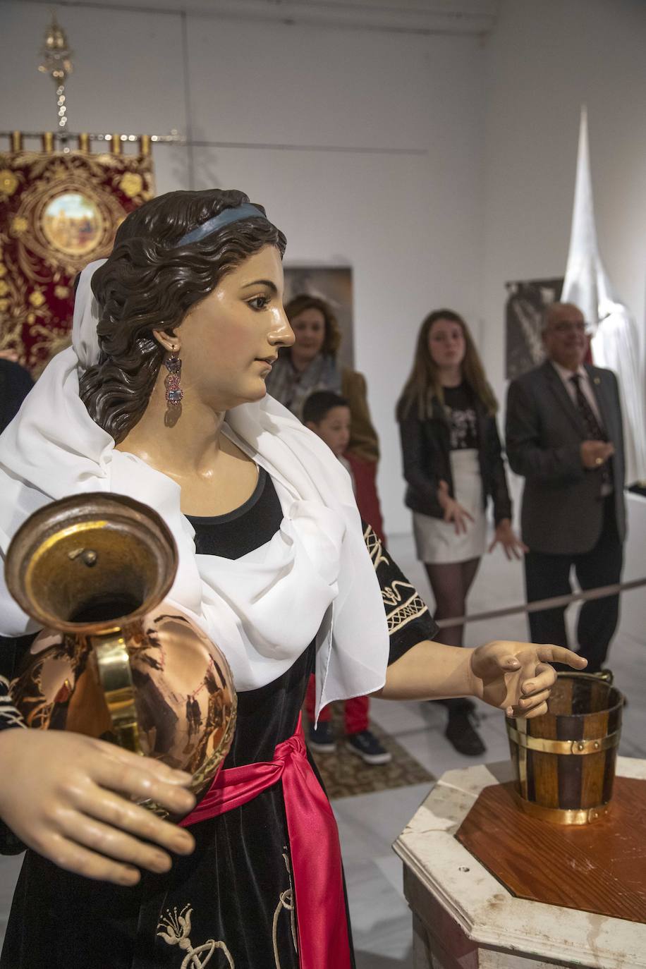 Fotos: Una muestra california repasa la historia de la Samaritana